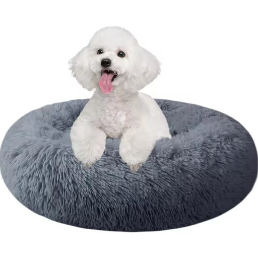 Cama redonda com pêlo Relax de 50 cm na cor cinza escuro, perfeita para oferecer conforto, aconchego e segurança a cães e gatos. Fabricada com materiais macios, resistentes e de alta qualidade, ideal para o descanso diário.